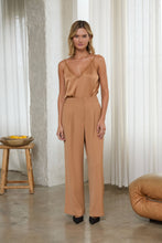 Load image into Gallery viewer, Two-Way Sleeveless Camisole
