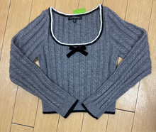 Load image into Gallery viewer, Blue Blush LS Cable Sweater W Velvet Bow
