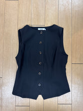 Load image into Gallery viewer, Needii Button Down Vest
