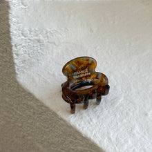 Load image into Gallery viewer, Sweet Oval Hollow Out Acetate Hair Claw 8ZA6HCP128
