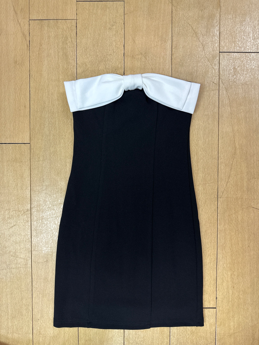 Theme James Dress W White Bow