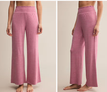 Load image into Gallery viewer, Z Supply Dawn Soft Pant

