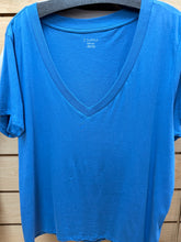 Load image into Gallery viewer, Z Supply Modern V Neck Tee
