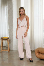 Load image into Gallery viewer, Two-Way Sleeveless Camisole
